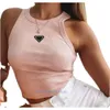 Mulher camiseta Tops Tees Crop Crop Top Summer Bordado Bordado Sexy ombro Black Tank Casual Camisas sem mangas traseiras Designer de luxo de color