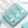 S925 Silver TiffanyJewelry Heart Pendants V Gold Material Simple and Fashion Noustal Classic Diamond Pearl Collier