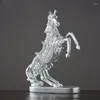 Dekorative Figuren Europäische Retro -Harz -Pferdestatue Ornament Home Wohnzimmer Tisch Dekoration Fengshui Büro Desktop Einrichtungshandwerk