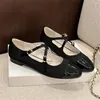 Chaussures décontractées Brand Design Femmes Flats Talons Véries boucles en cuir Fashion femme Round Toe Cute Mary Jane