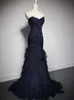 Mörk marinblå aftonklänning sjöjungfru prom klänningar veck tyll svep tåg riktiga bilder formella klänningar