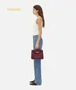 Женская сумка с тотацией Bottegvenets Woven Bag Spring/Summer 2024 Новая дизайнерская кожаная сумка маленькая тканая кожаная сумочка 20*25*10 см TZDM