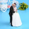 Supplies festives 1pcs Elegant Resin Bride Groom Cake Topper pour la fête de fiançailles de mariage Décoration cadeau Figurine