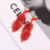 Stud Fashion Soft Color Long Leaf Clip auf Ohrringen ohne Piercing für Frauen Mädchen übertreiben die Reise täglicher Party Schmuck 2023 New J240513