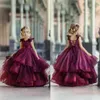 2020 Robes de fille fleurie bordeaux pour les perles de dentelle de mariage 3d Floral appliqués petites filles robes de fête robes de fête princesse porte 170i