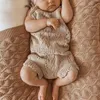 衣料品セット新生児の女のソリッドレーストップトップニットバックレスサスペンダージャンプスーツ
