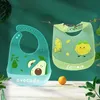 Bibs Burp -Tücher wasserdichte weiche Baby Labber transparent Silikon Speichel Tropf Banane Fütterung Lätzchen Cartoon gedruckt einstellbarer Schürze Burp Stoff D240513