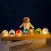 Perles en verre colorées et sept étoiles forment une décoration de cadeau d'anniversaire créatif Crystal Ball Night Light Desktop Decoration 240510