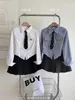 Zweiteilige Kleid Frauen JK Preppy Y2K Gyaru Kpop 2000s Outfits 2 Set Langarmhemden mit Krawatten -Crop -Tops + Mini -Falten -Röcke Gürtel Q240511