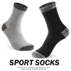 Chaussettes pour hommes 6 paires de haute qualité de loisirs noirs sports de coton marche courant longtemps pour les cadeaux d'hiver d'automne Sox