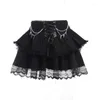 Jupes Goth Goth Black Lace Trim Cross Chains Mini Faldas Y2k Sexy Lolita esthétique Cake à plusieurs niveaux Halloween Jupe Streetwear