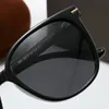 DHGATE MARCA MENS MENS SUNGLESSES DE LUMOURO COMPRIMENTO MULHER DOM SOL VIAGENS DE VIAGENS DE FERRAMENTO POLARIZECIMENTOS MULHERES MODAS MODAS DE MODAS OS ÓPIDOS DE SUNHO DE SUNHADOR resistente a UV Sol Shade de luz solar