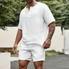Fashion Loose Outfits Mens Couleur Couleur continue Casual Short Sleeve Tops and Shorts Men Two Piece Sets Summer Vintage Tenues Male Spring 240507