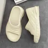 Sandales ETE Extra Large Tailles Womans Basketball Sneakers 47 tongs Brand Chaussures Luxury Sport 2024 Small Price Beskete