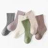 Детские носки весенние и осенние детские носки для мальчиков и девочек с полосатыми и средними ногами для носков детские школьные школьные носки спортивная одежда D240513