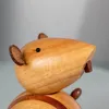 Partation Favor Conçue Zodiac Animaux décoratifs de musique de souris en bois rotatif décorative Personnage pour amis Cadeau