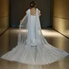 Bijoux de cheveux de mariage Femmes Cape Mzb22 Veille de mariée élégante avec ailes Sexy Halter Cape Pearls Mariage Bolero plus taille pour femmes