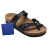 2024 Nuevo estilo Slipper Flip Flop Fashion Fashion Fashion Sandal Designer Mans Mans Luxury Slide Outdoor Travle Walk Plataforma de playa de verano Sliders de cuero Sandale regalo