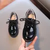 Zapatillas de cuero de estilo nuevo de zapatillas de cuero de estilo inglés