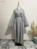 Vêtements ethniques Love broderie Kimono avec ceinture Robe musulman surdimensionné Abaya Syari Femelle Full Longueur Culte Abayas WY1926