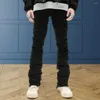 Jeans masculin pour hommes zipper bouton de streetwear pantalon denim pour la jambe droite à la hauteur mid-hauteur déchirée avec Burr Edge