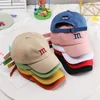 Brief M geborduurde baby honkbal cap solide kleur baby snapback hoed voor meisjes jongens lente casual peuter zon tvisor hoed