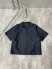 2024 PRA Kadın ve Erkek Gömlek Klasik Retro Marka Kısa Gömlek Bluses Klasik Ters Üçgen Gevşek İthal Yüksek kaliteli Naylon İpeksi Dokunmatik Yaz Topları