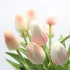 Fiori decorativi 20 pezzi e 2 colori per set di tulipano artificiale rosa chiaro e champagne per la decorazione del matrimonio interno
