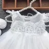 Mädchenkleider Baby Geburtstag Prinzessin Kleid elegantes Mädchen bestickte Blumenperlen weiße Baptist Tutu Kleider Childrens formelles Abend Dressl2405