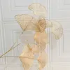 Fleurs décoratives 2pcs L'imitation Golden Flower Ginkgo Leaf Plastic Wood Festival Decoration Wholesale