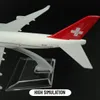 スケール1 400メタル航空機レプリカスイスエアB747航空ボーイングエアバスダイキャストモデル航空ミニチュアアート装飾ボーイおもちゃ240510