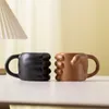 Tasses en gros créatives ins scandinave tasses de lait à la maison niche en céramique transfrontalier de la poitrine humaine de la poitrine