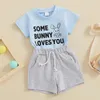 Ensembles de vêtements en bas âge pour bébé Baby Boy Tenues de Pâques à manches courtes Some Loves You Tshirt Top Shorts solides Set Notor Summer Clothes