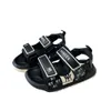 Sandals Boys Sports 2024 Zomer nieuwe meisjes strandschoenen zachte zool baby trendy merk Childrens Edition H240513