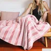 Couvertures Cloocl Fashion Striped Throw Pots épisser une couverture de flanelle confortable pour la litière canapé-voiture CAM toutes les saisons 231113 Drop Livraison Ho Dhncq