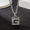 Halsband S925 Silver Antique Home Made Square G Hollow Pattern Pendant Long Woven Chain Trendy Mens and Womens Halsband