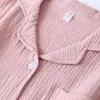 Damska odzież sutowa 2024 pary wiosna miłośnicy letniego wygoda luźna gaza bawełniana prosta styl solidny kolor piżamy domowej dla mężczyzn kobiety