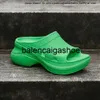 Botteg Venetas Bottegaa Schuhe Strand Europe Europe Summer Herren und Damen große Kopfschuhe Fruchtfarbe Cross Design Swimmingpool Party großer Nicht -Slip -Bi -BI7Q