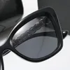 Mens Sunglasses for Woman Man Luxury Designer Sunglasses Womens Fashion Butterfly Frame Sun Glasses Iconic Style Temple UV400 lens Eyeglass Retro Cat Eye lady Shade