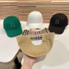 Fashion Baseball Cap Summer Men Women Letters Imprime Baseball Caps Grille Stripe Pu Leather Casual Hat