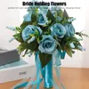 Dekorativa blommor Bröllopsbukett Simulering Artificial Rose Life Life Leaves Modern Elegant For Church Home Decor