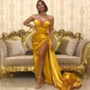 Altın Denizkızı Prom Elbiseler Basit Seksi Yan Kalam Sevgilim Kolsuz Gece Elbise Resmi Parti Giyim 244x