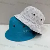 Casquette Bucket kapelusze męskie damskie szerokie grzbiet czapki designerskie czapki dwustronne czapkę Washbasin Hat swobodny rybakowy kapelusz lato nowa czapka ochrony przeciwsłonecznej