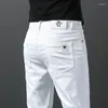 Jeans masculin denim pour stret slim blanc jeune et décontracté pantalon de coton régulier quatre saisons pantalon masculin dropship