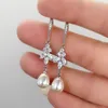 Серьги Серьги Huitan Bridal имитация жемчужина для свадьбы современный дизайн моды Сверкающий кубический цирконий темперамент Женский украшение