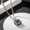 Halsband S925 Silver Antique Home Made Square G Hollow Pattern Pendant Long Woven Chain Trendy Mens and Womens Halsband