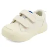 Zapatillas de lona sonrientes 2023 Sneakers Tablero Velcro Baby Soft Sole Little White H240513