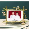 Frames Golden Alloy Po Modern Design Gold Plated Floral Framed Picture Frame TV Cabinet Desktop Decoration Family