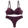 Bras define nouvell sem costura novo sutiã sexy conjunto preto bege roxo chaque de chaki bc roupas íntimas para mulheres lingerie sólida y240513