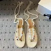 2024 Heta försäljning Kvinnor Flat med Braid Sandals Runway Brand Designer Ankel Lace Up Summer Outside Walking Vacation Beach Kvinnlig rep snör Platta sandaler